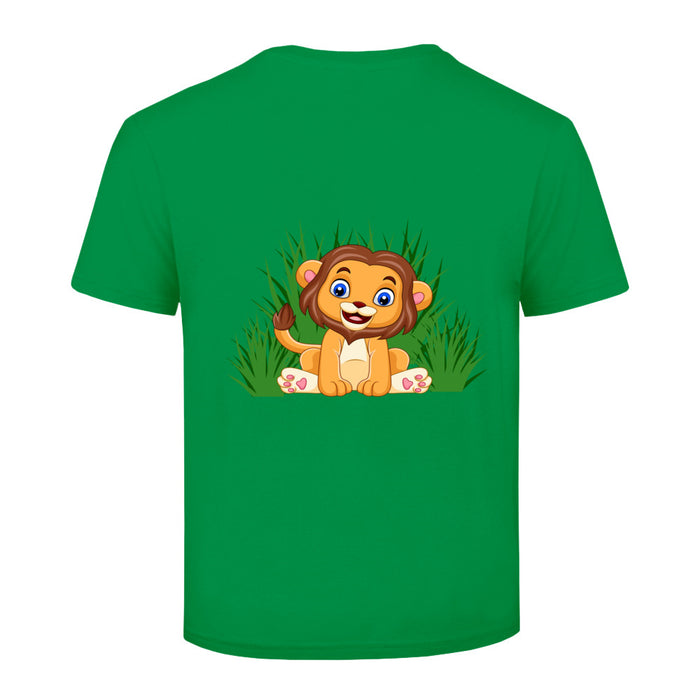 Löwe sitzt im Gras Kinder T-Shirt