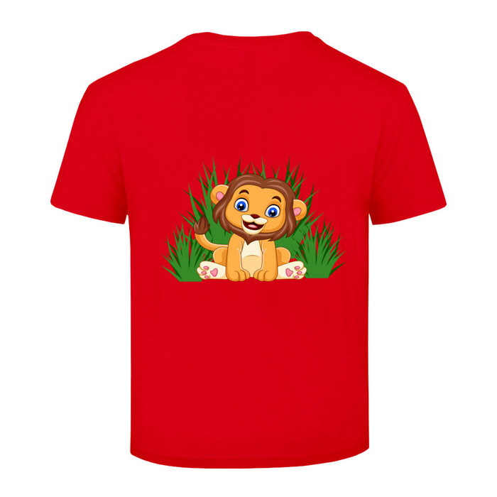 Löwe sitzt im Gras Kinder T-Shirt