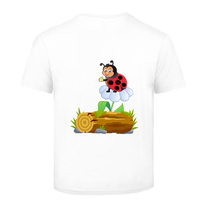 Marienkäfer sitzt auf eine Blume neben ein Baumstamm   Kinder T-Shirt